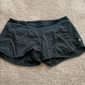 Lululemon Speed Up shorts
